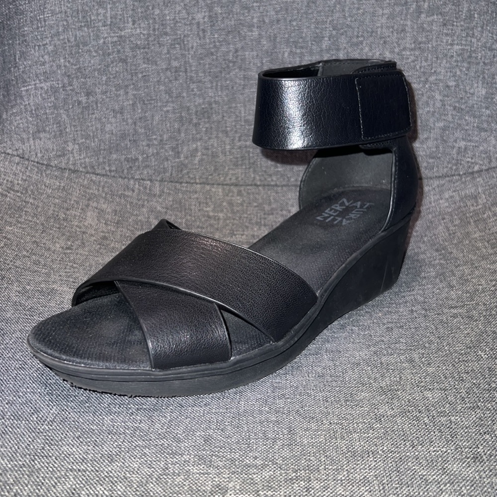Naturalizer Women’s Riviera Sandal - Black Wedge